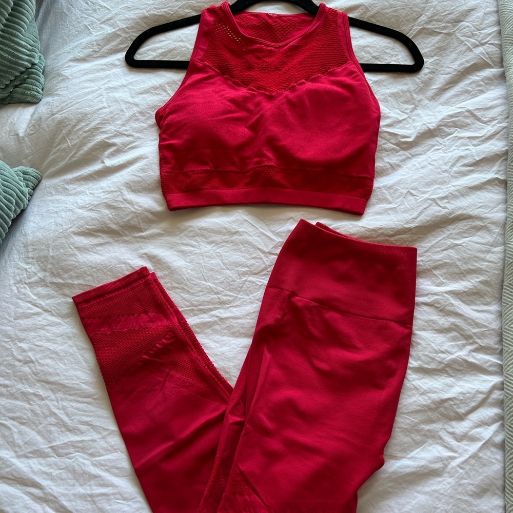 2-Piece Workout set